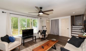 815 Berrywood Ln Ln, Absecon, NJ 08205