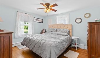 1472 Wampanoag Trl, East Providence, RI 02915