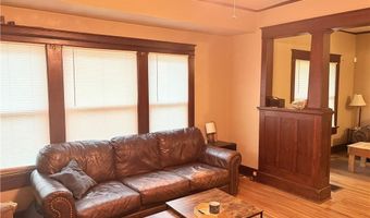905 Parallel St, Atchison, KS 66002