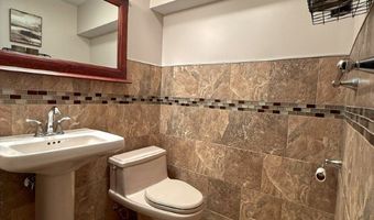 1860 Dorchester Ave, Algonquin, IL 60102