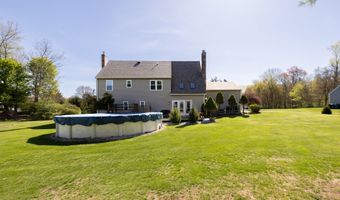5 Pondside Pl, Cheshire, CT 06410