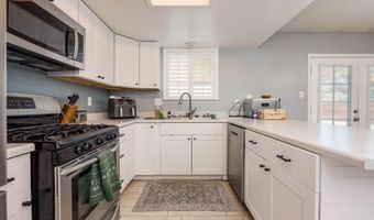 2412 Iowa Ave, Alamogordo, NM 88310