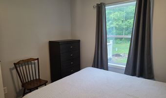 29 Bingham Rd, Canterbury, CT 06331