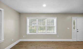 153 Cedar St, Belfast, ME 04915