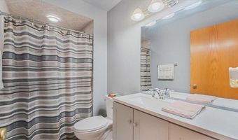 2682 Cutters Grove Cir, Anoka, MN 55303
