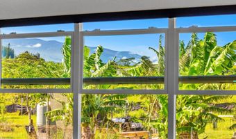 691 Auwaha St A, Haiku, HI 96708