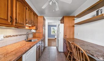 6 Gainesborough 1B, River Edge, NJ 07661