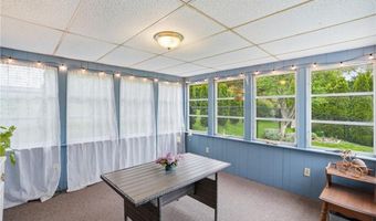 13 Garden Dr, Lincoln, RI 02865