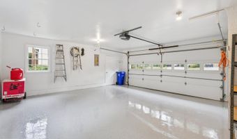 4893 35TH Rd N, Arlington, VA 22207