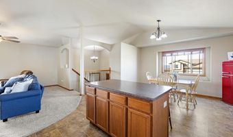 722 Radial Ln, Box Elder, SD 57719