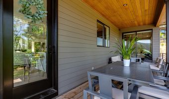967 S 66TH Pl, Springfield, OR 97478