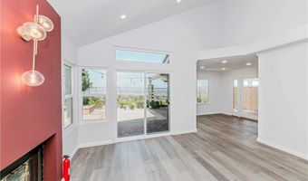 6117 E Garnet Cir, Anaheim, CA 92807