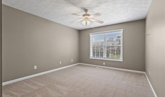 2428 UNIVERSITY Dr 403, Auburn, AL 36830