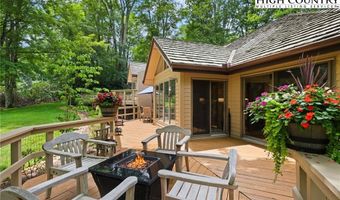 870 Clubhouse Dr A2, Banner Elk, NC 28604