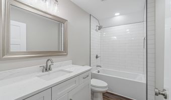 1512 Brentwood Dr, Athens, TN 37303
