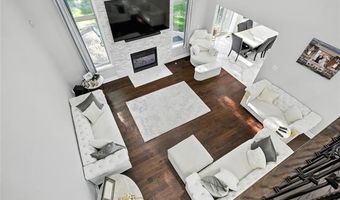 48821 Tremont Dr, Macomb, MI 48044