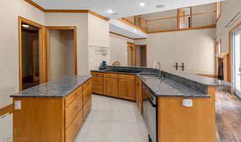 135 Oak Leaf Trl, Benton, LA 71006