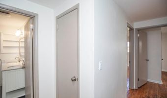 881 Asbury Rd, Anderson Twp., OH 45255