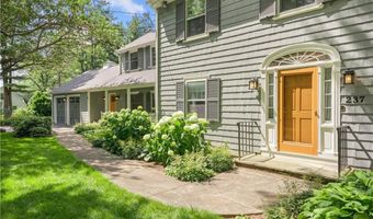 237 Highland Ave, Warwick, RI 02886