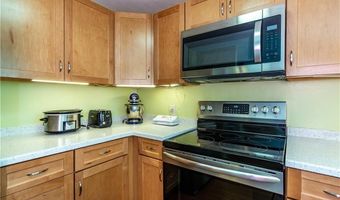 100 Scenery Ln, Johnston, RI 02919