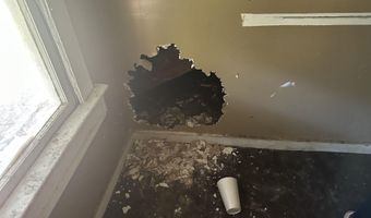 1216 Buena Vis, Macon, GA 31206
