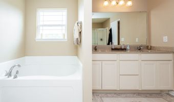 1661 Devonshire Ave, Avon, IN 46123