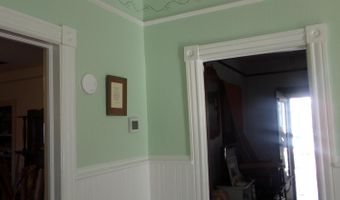 705 W Maple Ave, Alderson, WV 24910