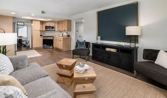 6882 Alderwood Dr, Carlsbad, CA 92011