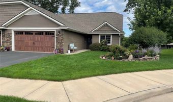 2822 Monarch Ct, Altoona, WI 54720