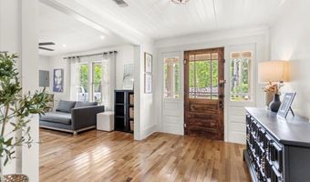7101 Wayne Ln, Biloxi, MS 39532
