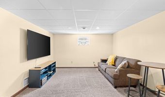 1647 Saint Francis Ln, Altoona, PA 16602