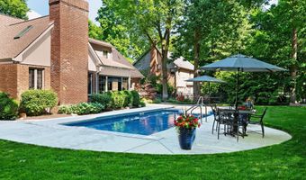 6575 Robin Hood Dr, Indianapolis, IN 46227