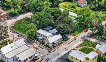 5596 Walnut St, Augusta, MO 63332