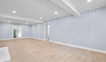 8605 ARDFOUR Ln, Annandale, VA 22003