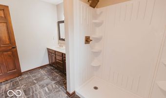 6712 Forrest Commons Blvd, Indianapolis, IN 46227