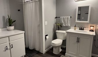 3 G Ave W, Albia, IA 52531