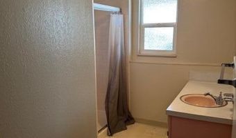 1513 S CAMINA CONTENTA, Farmington, NM 87401