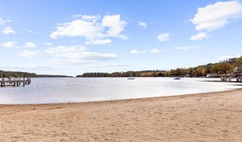 52 Chase Cir, Center Harbor, NH 03226