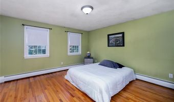 2 Elizabeth Ann Dr, Johnston, RI 02919