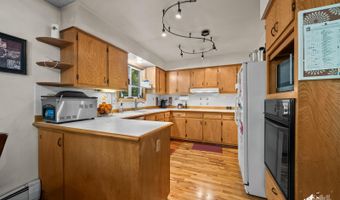 5240 E 42nd Ave, Anchorage, AK 99508