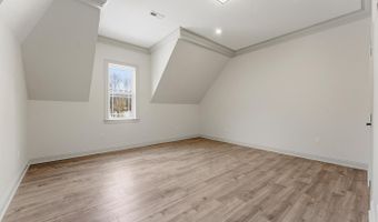7301 CALVERT St, Annandale, VA 22003