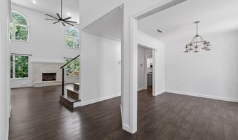 47 Stonehenge Dr, Bentonville, AR 72712