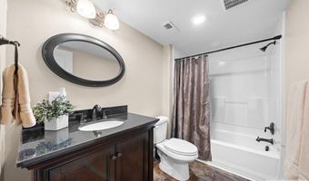 5577 Cottontree Ln, Ammon, ID 83406