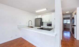 46-271 Kahuhipa St 301, Kaneohe, HI 96744