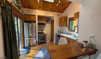 109 Vista Dr, Alloway, NJ 07422