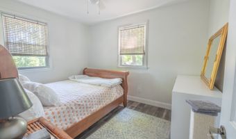 144 Grosvenor St, Athens, OH 45701