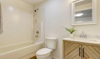 4251 Warwick Dr, Anchorage, AK 99508