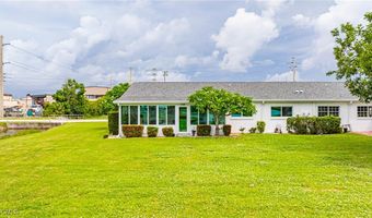 1404 Myerlee Country Club Blvd, Fort Myers, FL 33919