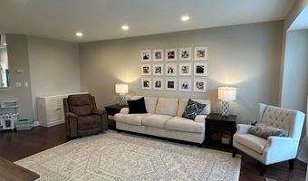 44308 SILKWORTH Ter, Ashburn, VA 20147