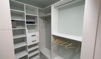 19901 E Country Club Dr 2403, Aventura, FL 33180